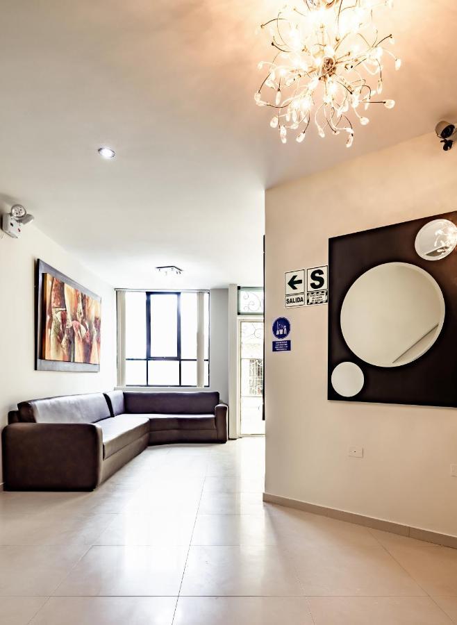 פיורה Hotel Rio Blanco מראה חיצוני תמונה