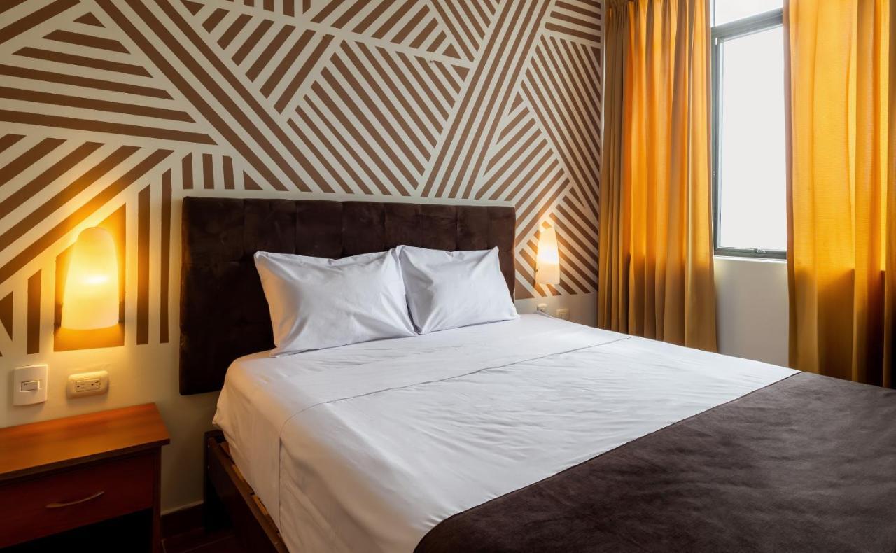 פיורה Hotel Rio Blanco מראה חיצוני תמונה