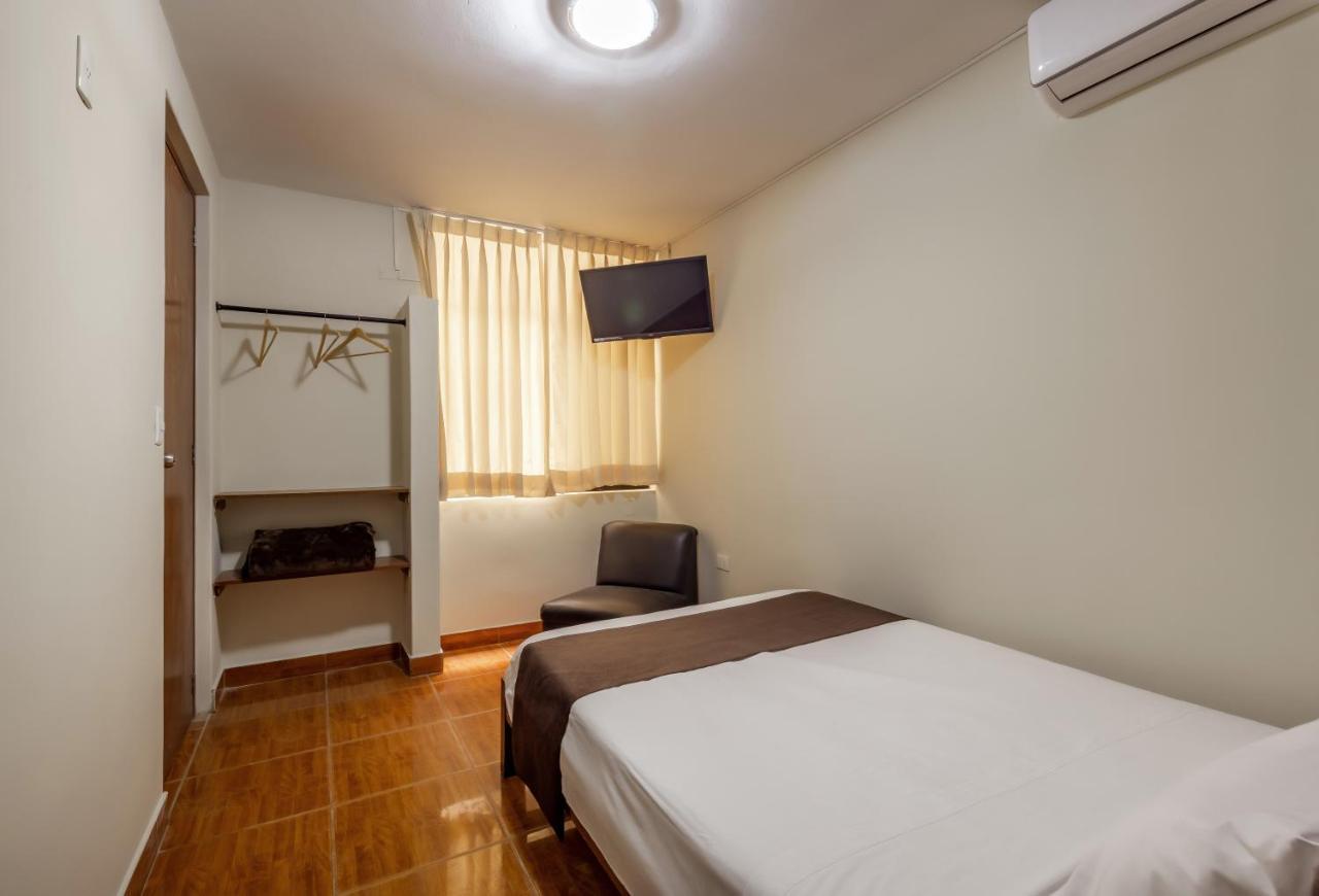 פיורה Hotel Rio Blanco מראה חיצוני תמונה