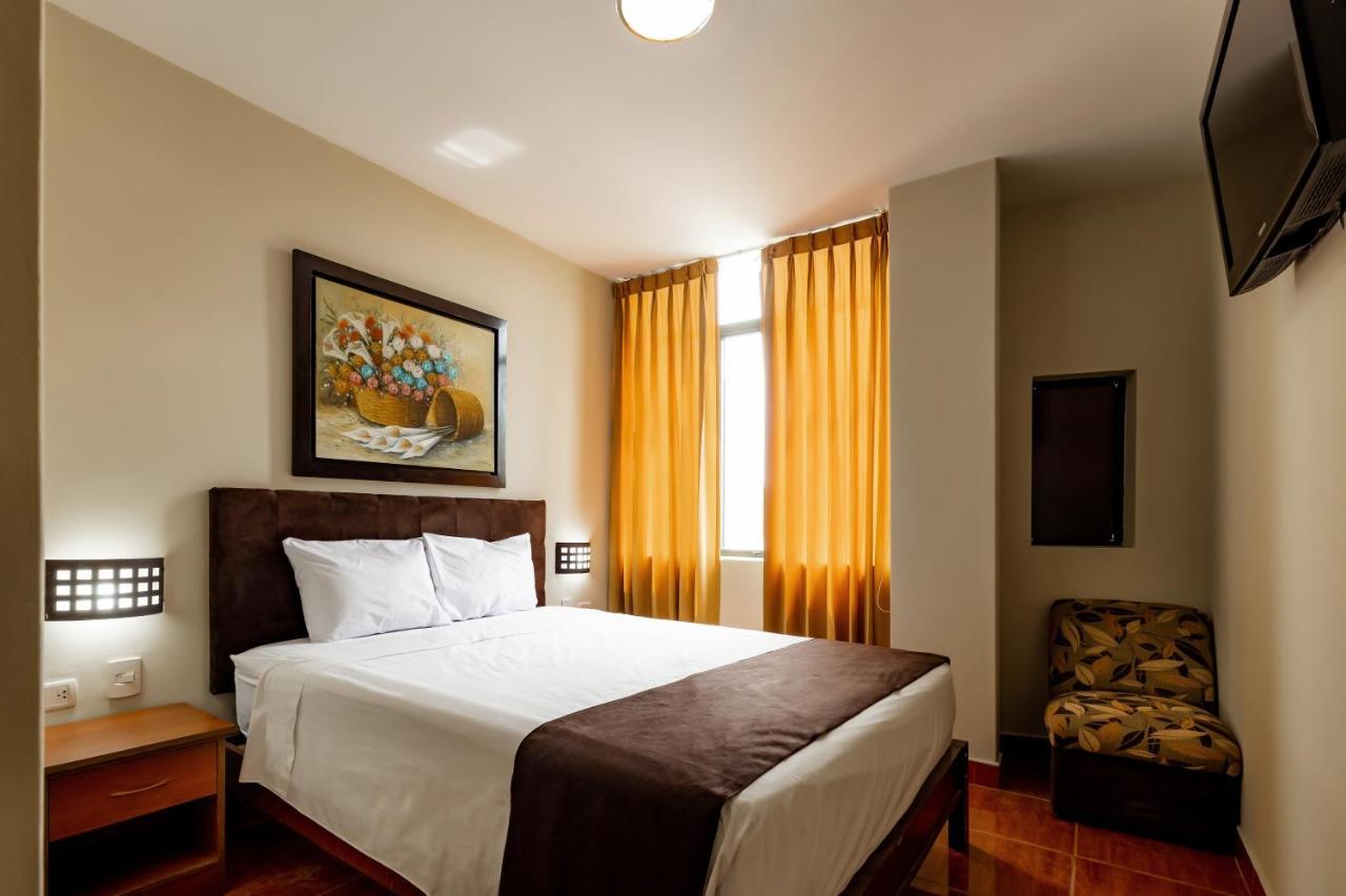 פיורה Hotel Rio Blanco מראה חיצוני תמונה