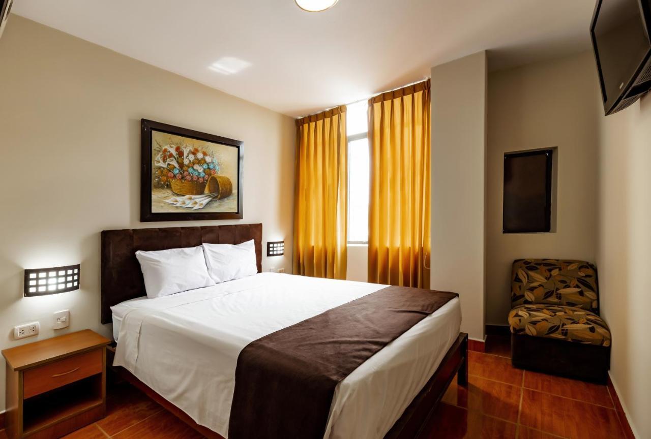 פיורה Hotel Rio Blanco מראה חיצוני תמונה